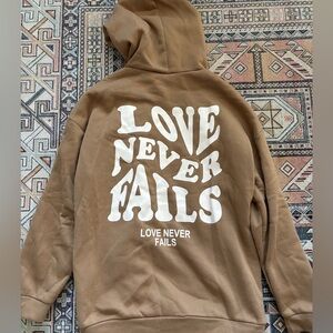 Love Never Fails Brown Small Sweatshirt Hoodie
